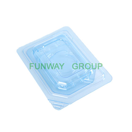 Aseptic packaging of cardiac pacemaker